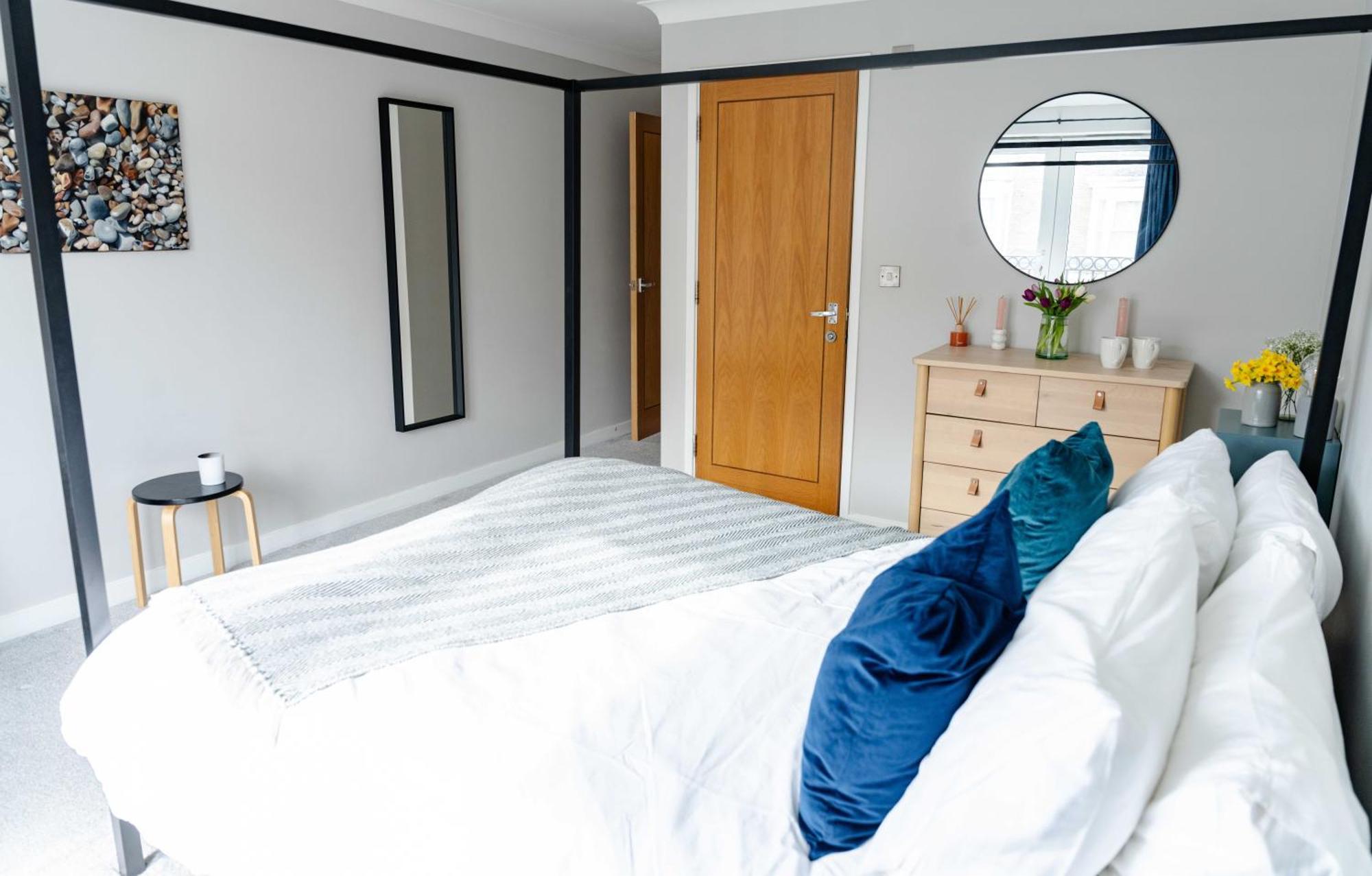 Modern Apartment Near Old Town With Parking Margate Eksteriør billede